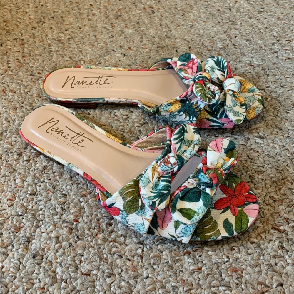 Nanette Lepore floral slides